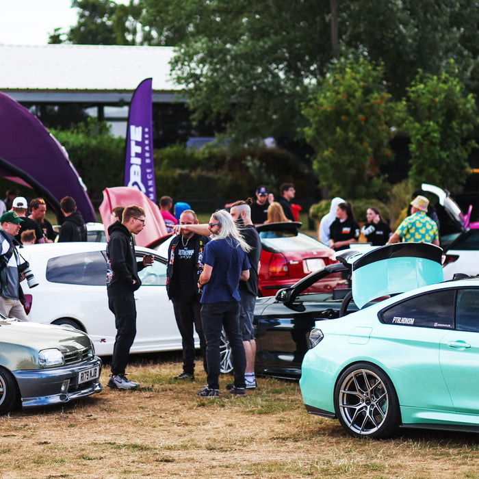 Round 4 at Oulton Park